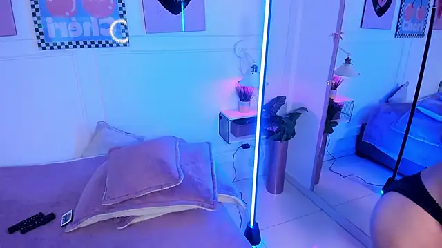 Zoe_Lynch_'s cam snapshot