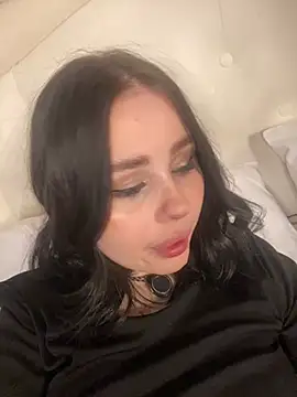 AliceLune's cam snapshot