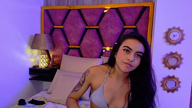 Leslie_Bussh_'s cam snapshot