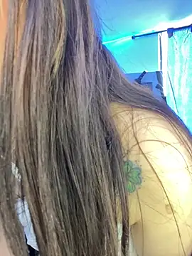 Luna_SofiaXX's cam snapshot