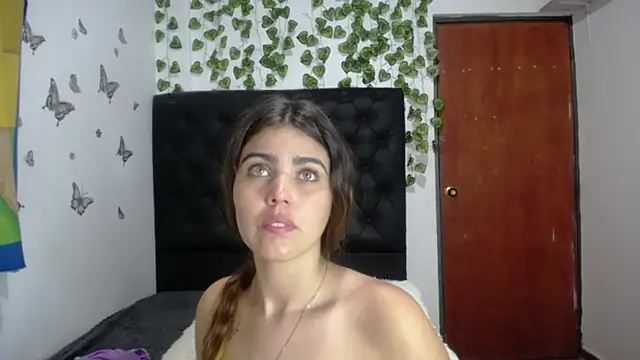 isabel_09's cam snapshot