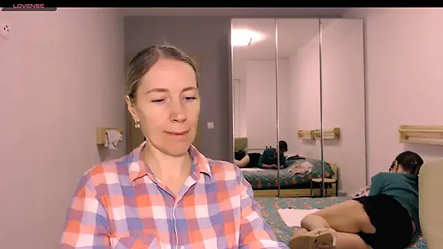 Javelinka's cam snapshot