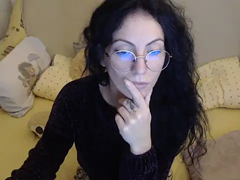 Emmatoo's cam snapshot