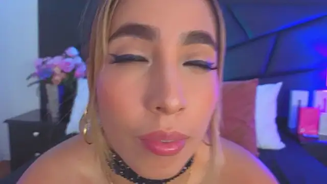 SophieCarther's cam snapshot