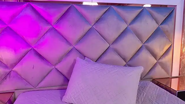 _giggy_2's cam snapshot