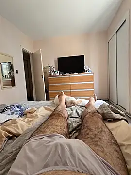 MysterBearMG live sex cam