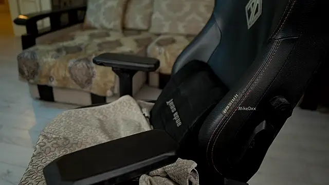 mike0xx live sex cam