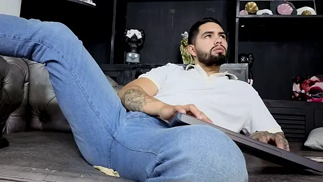 matteosantos live sex cam