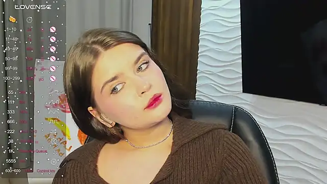 LanaTreades's cam snapshot