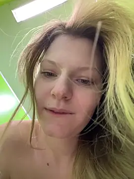 MaryHiggins's cam snapshot