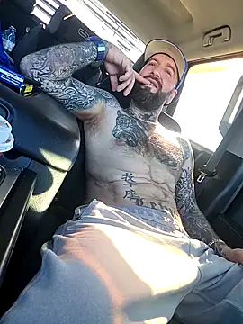 Beardedtattood live sex cam