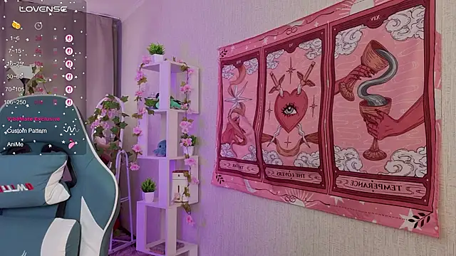 lunalyna's cam snapshot