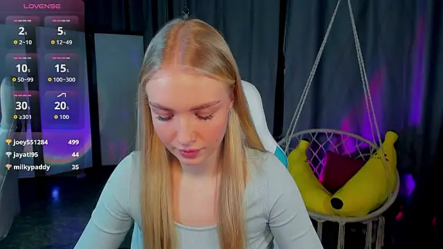 TessaGrays's cam snapshot