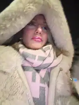 adya-aly's cam snapshot