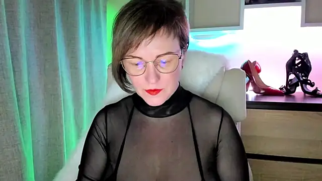 feliziaDesire's cam snapshot