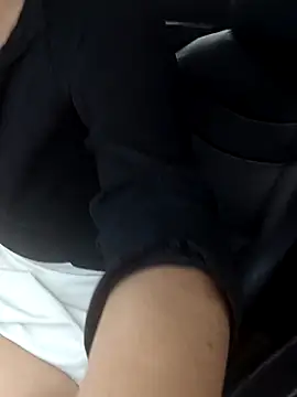 Zhara_becherovka's cam snapshot