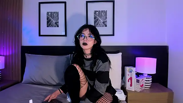 vi_anaya live sex cam