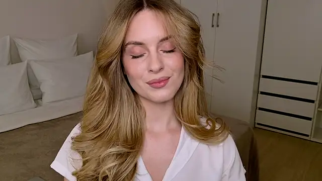 RozzitaBedberry's cam snapshot