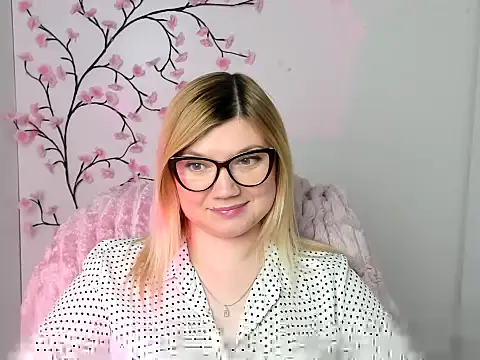 Lola_moree's cam snapshot