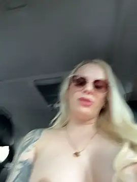 June695_'s cam snapshot