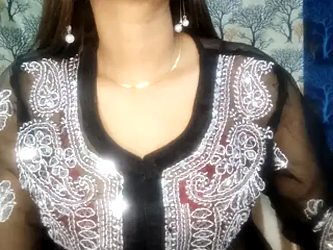 Aarvi_Arora's cam snapshot