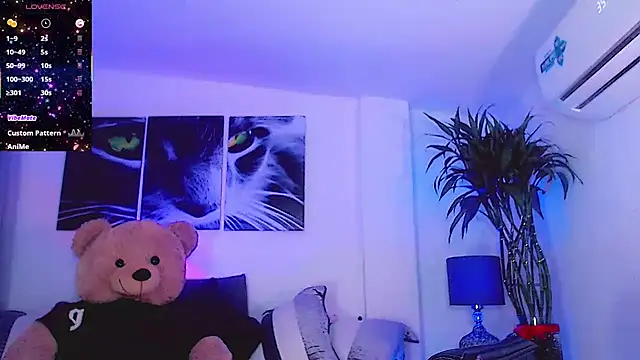 Sophiesweet5's cam snapshot