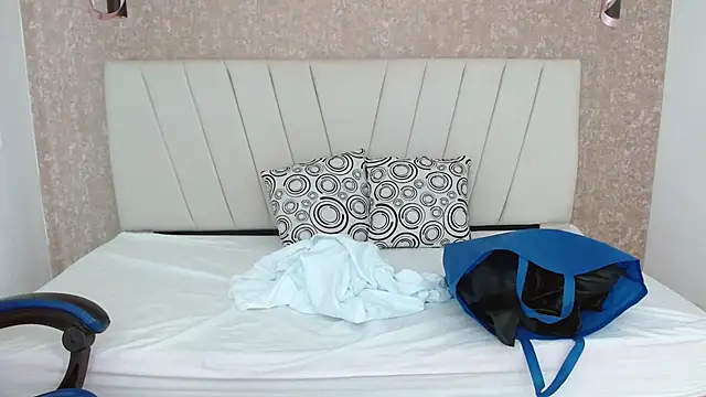 AliceSmity_'s cam snapshot