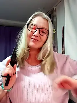 irinamaux live sex cam