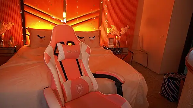 RoxieRay live sex cam