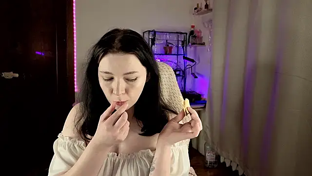 Doll_lira's cam snapshot