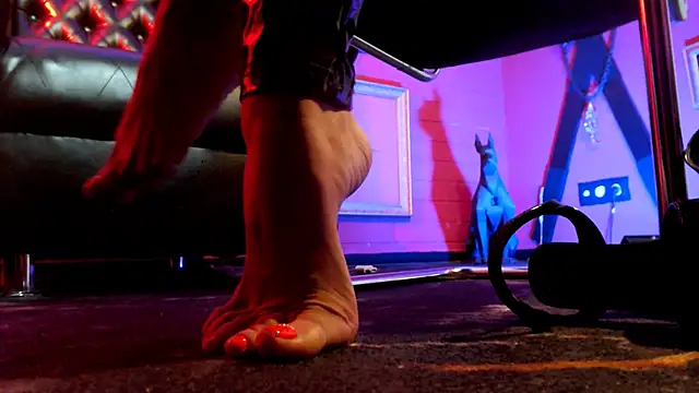 MonicaMaxwel live sex cam