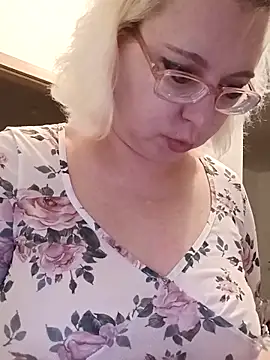 VikaKing's cam snapshot