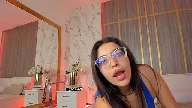 Dollar-girl's cam snapshot