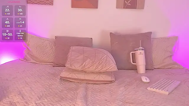 Mia_Heartt's cam snapshot