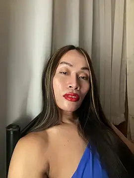 RomanticPearlTS live sex cam