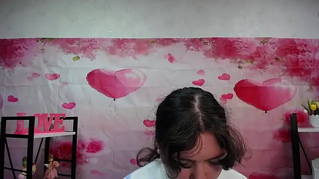 NeonilaLisova's cam snapshot