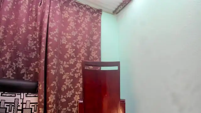 Nathaly_love96's cam snapshot