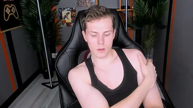 Hector_Spector's cam snapshot