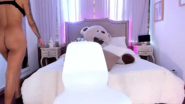 nia-malkova's cam snapshot