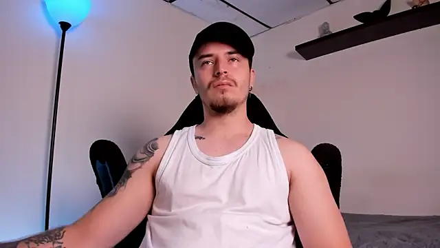 james_connor2's cam snapshot