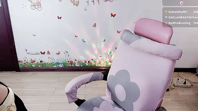 LuckyCute-Tutu live sex cam