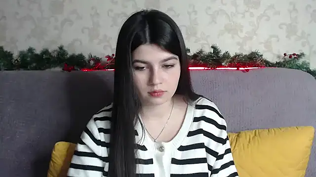 KisaModel's cam snapshot