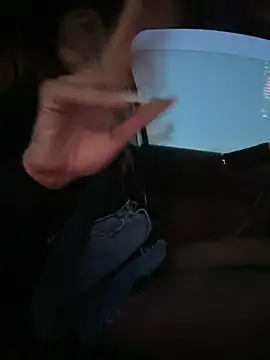 Amani_thewolf live sex cam