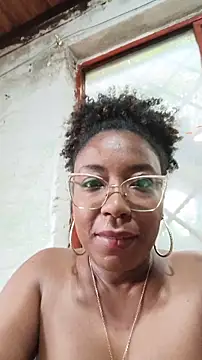 ChanneldelaCroix's cam snapshot