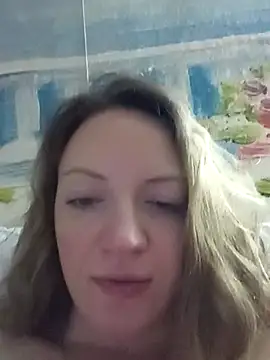 KattyLuuu's cam snapshot