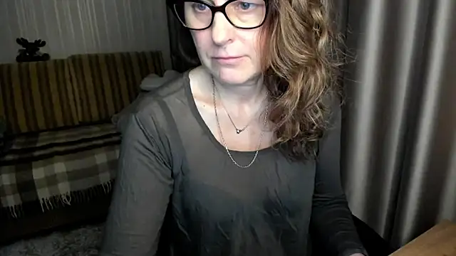 lauraoven's cam snapshot