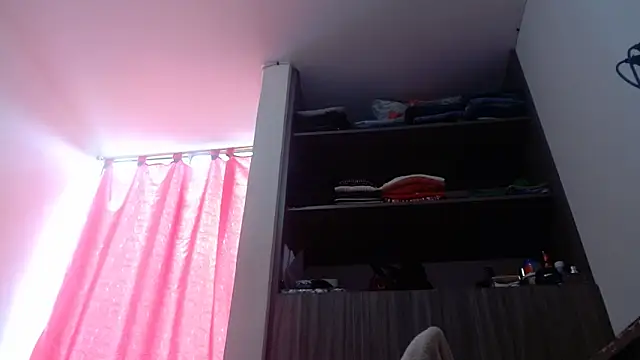 nicolle_milf1978 live sex cam