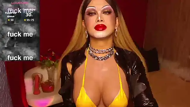 YourRealMistressMeduza's cam snapshot