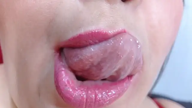 Kerly_Doll's cam snapshot