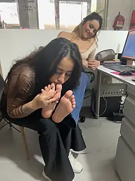 Antonella_Julieta's cam snapshot